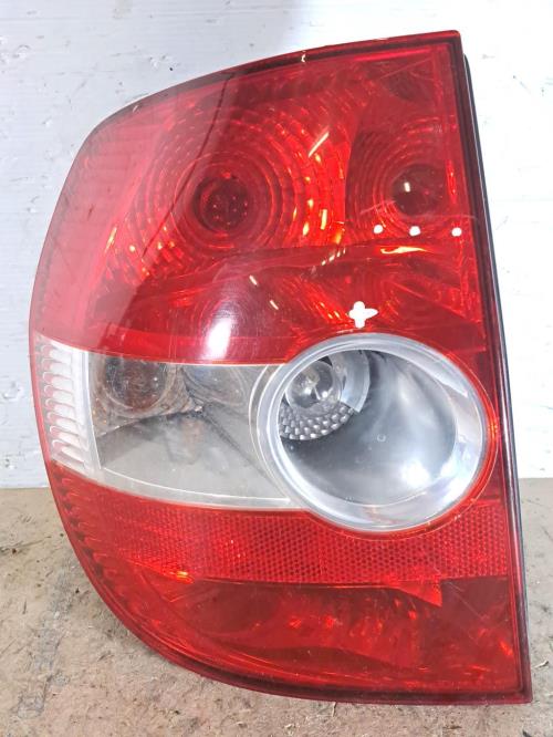 Image Feu arriere principal gauche (feux) - VOLKSWAGEN FOX