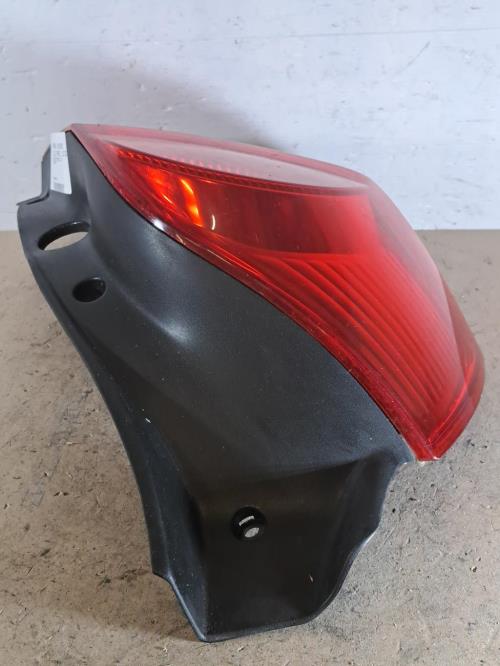 Image Feu arriere principal gauche (feux) - RENAULT CLIO 3