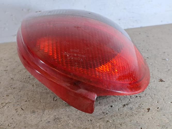 Image Feu arriere principal gauche (feux) - OPEL CORSA B