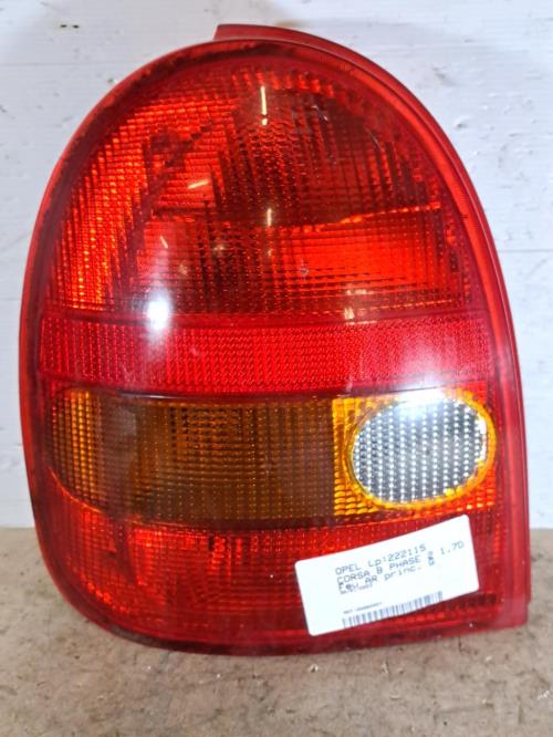 Image Feu arriere principal gauche (feux) - OPEL CORSA B