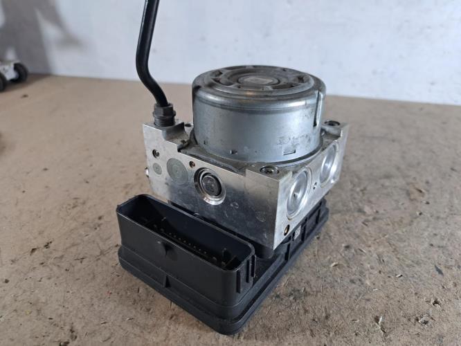 Image Bloc ABS (freins anti-blocage) - VOLKSWAGEN GOLF 7