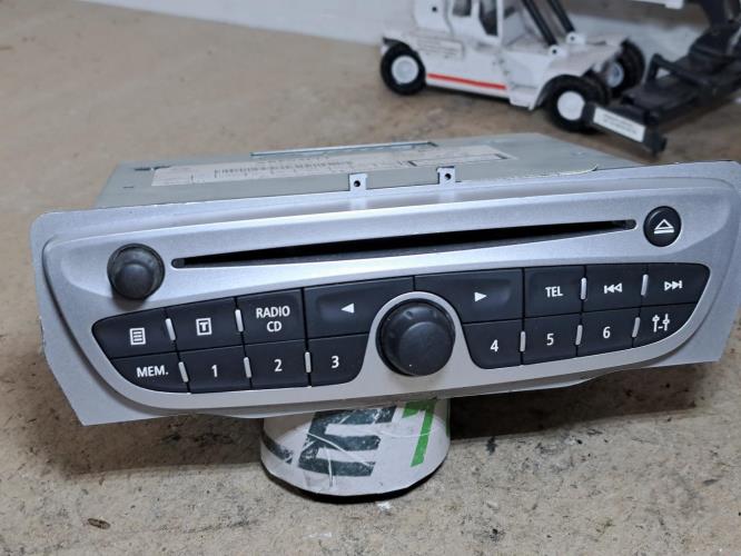 Image Autoradio d'origine - RENAULT GRAND SCENIC 3