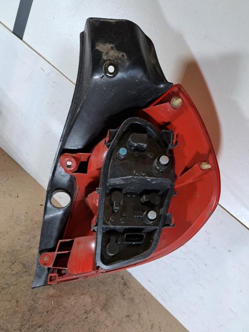 Image Feu arriere principal gauche (feux) - RENAULT CLIO 3