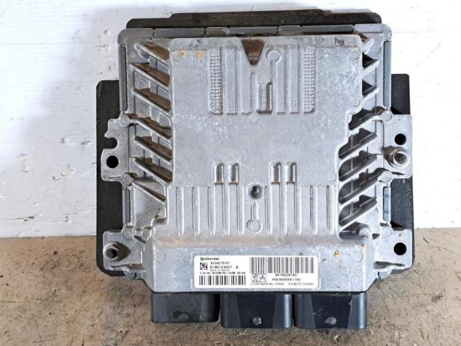 Image Calculateur moteur - CITROEN DS5