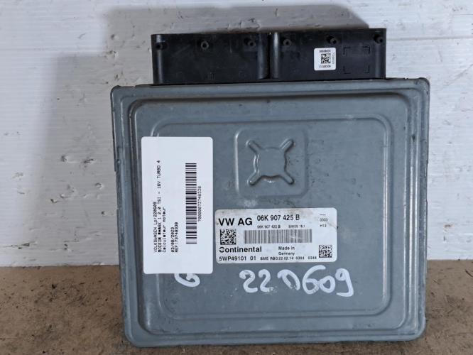 Image Calculateur moteur - VOLKSWAGEN GOLF 7