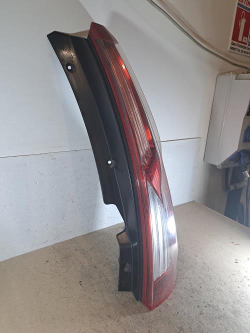 Image Feu arriere principal droit (feux) - CITROEN C4 GRAND PICASSO 1