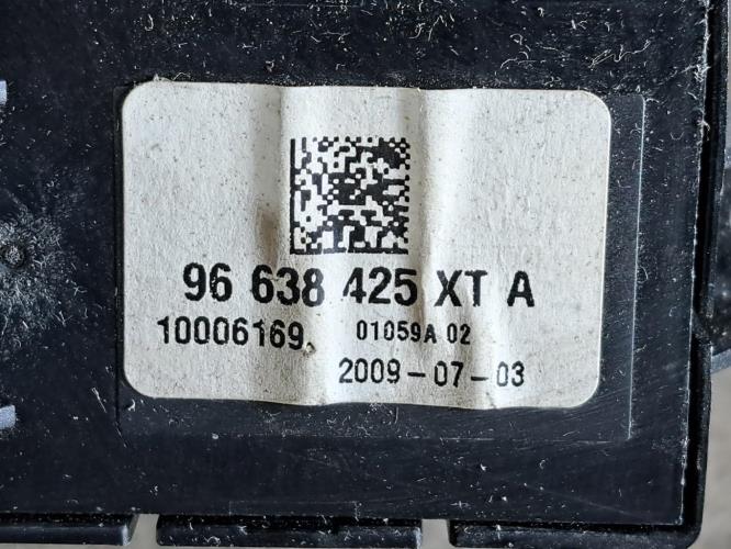 Image Bouton/Interrupteur - PEUGEOT 3008 1