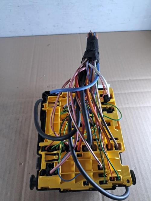 Image Boitier servitude moteur (BSM) - CITROEN C4 GRAND PICASSO 2