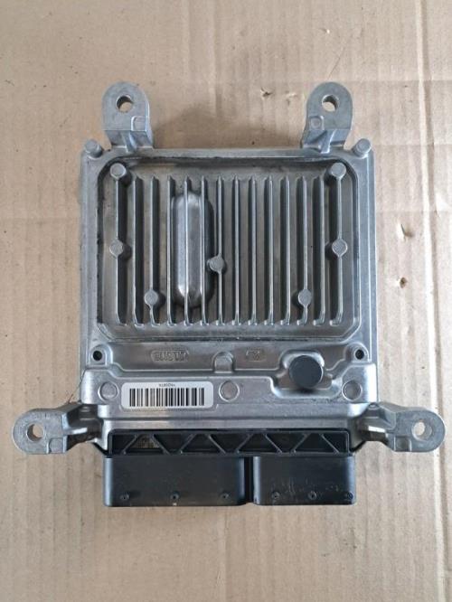 Image Calculateur moteur - MERCEDES CLASSE E 212