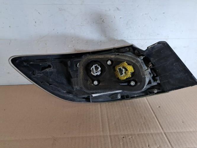 Image Feu arriere principal droit (feux) - MAZDA 3 2