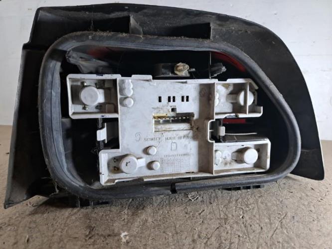 Image Feu arriere principal droit (feux) - RENAULT CLIO 1