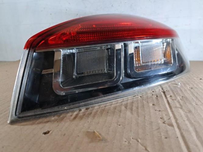 Image Feu arriere principal droit (feux) - RENAULT MEGANE 3