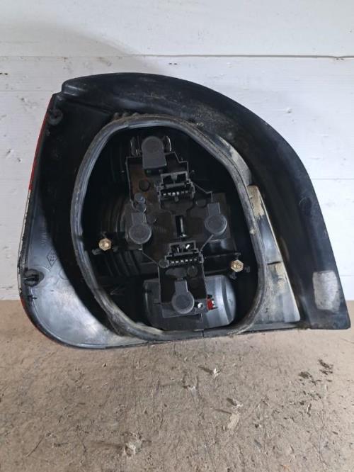 Image Feu arriere principal droit (feux) - RENAULT SCENIC 1