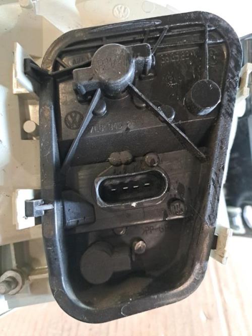 Image Feu arriere principal droit (feux) - VOLKSWAGEN TOUAREG 1