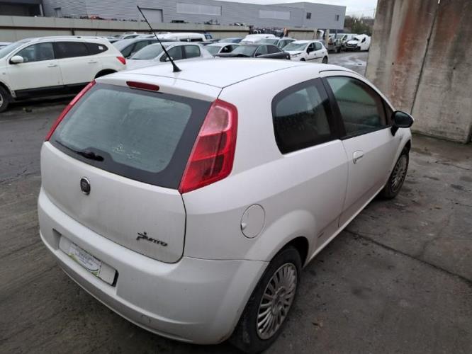 Image Retroviseur gauche - FIAT GRANDE PUNTO