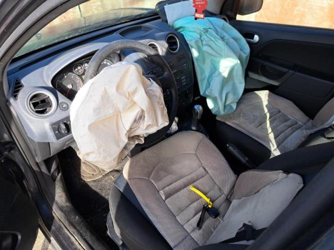 Image Feu arriere principal gauche (feux) - FORD FIESTA 5