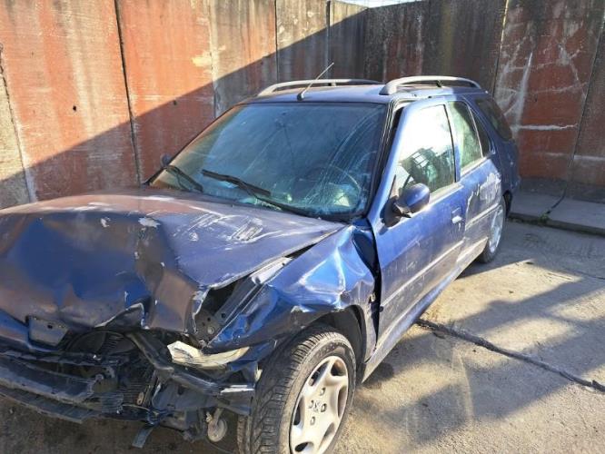 Image Retroviseur droit - PEUGEOT 306