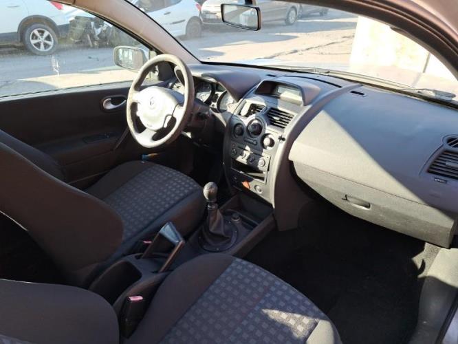 Image Feu arriere principal droit (feux) - RENAULT MEGANE 2