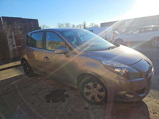 Image Aile avant droit - RENAULT SCENIC 3
