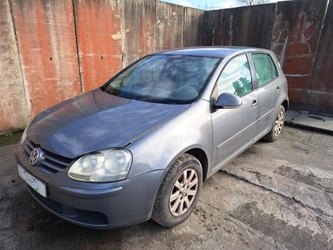 Image Capot - VOLKSWAGEN GOLF 5