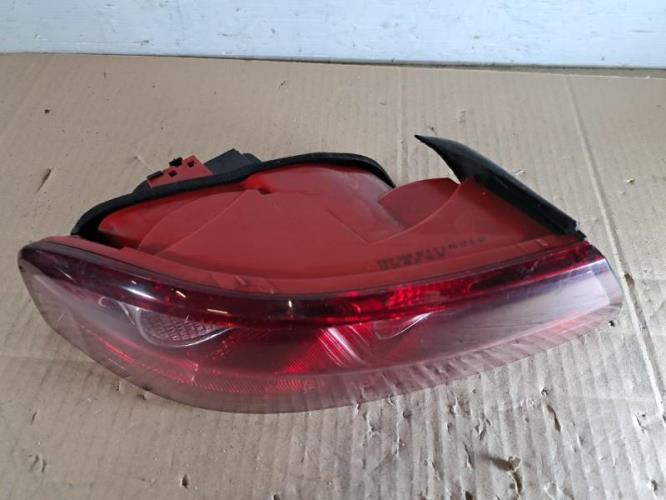 Image Feu arriere principal gauche (feux) - ALFA ROMEO 159