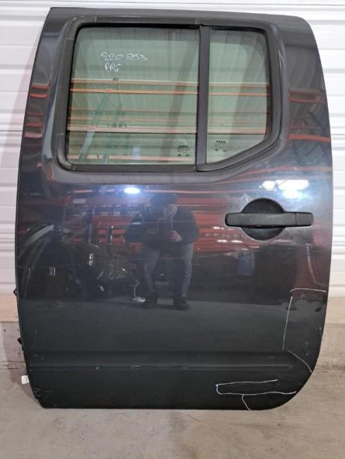 Image Porte arriere gauche - NISSAN NAVARA 1