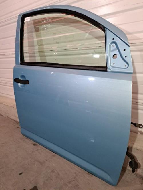 Image Porte avant droit - DAIHATSU SIRION 2