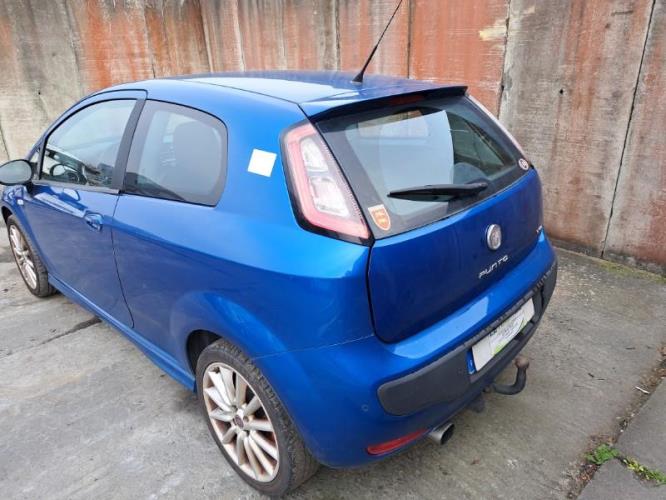 Image Retroviseur gauche - FIAT PUNTO EVO 3