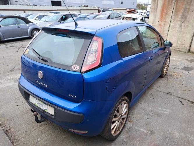 Image Retroviseur gauche - FIAT PUNTO EVO 3