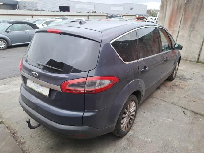 Image Cache sous moteur - FORD S-MAX 1
