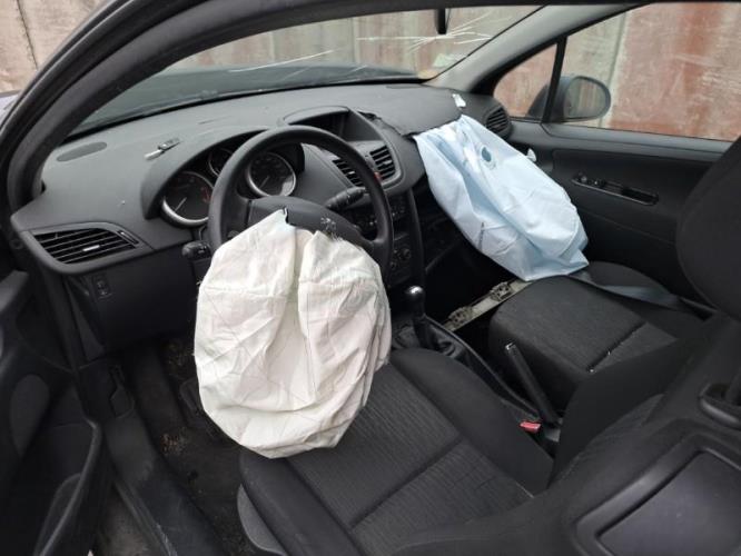 Image Pare choc arriere - PEUGEOT 207