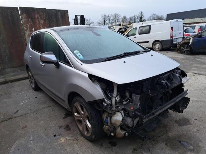 Image Capot - PEUGEOT 3008 1