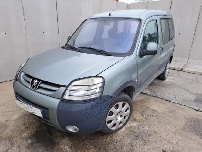Image Feu arriere principal droit (feux) - PEUGEOT PARTNER 1