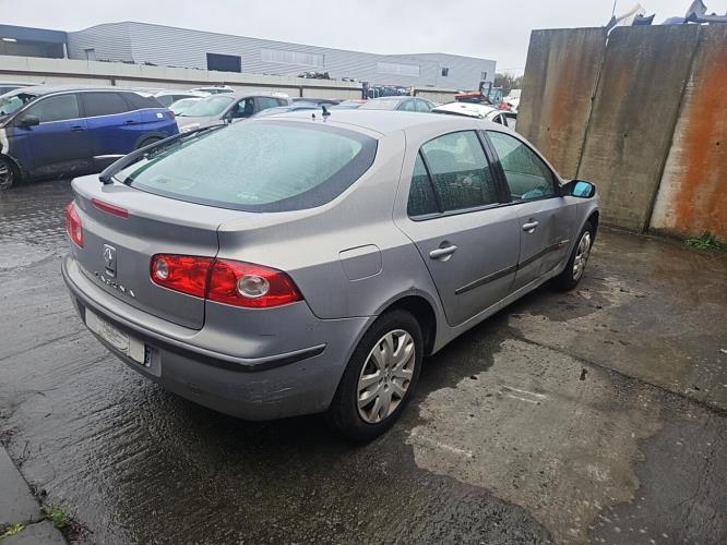 Image Cache sous moteur - RENAULT LAGUNA 2