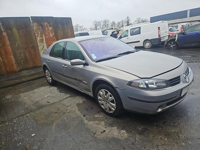 Image Cache sous moteur - RENAULT LAGUNA 2