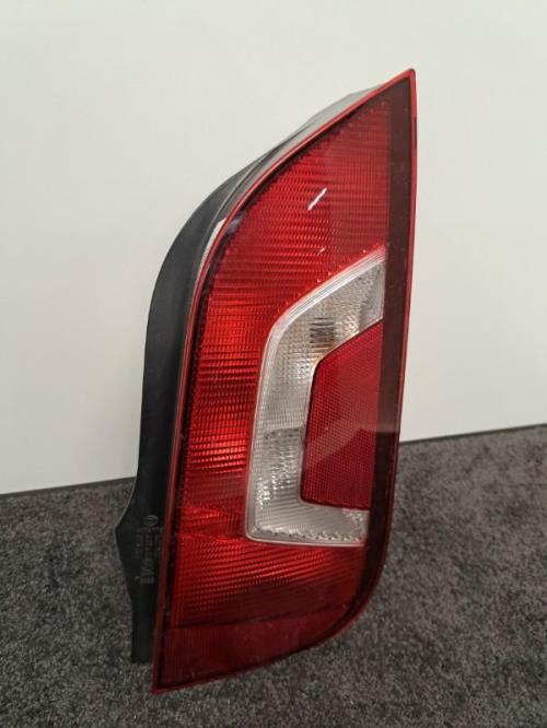 Image Feu arriere principal droit (feux) - VOLKSWAGEN UP