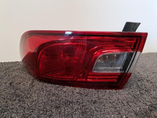 Image Feu arriere principal droit (feux) - RENAULT CLIO 4