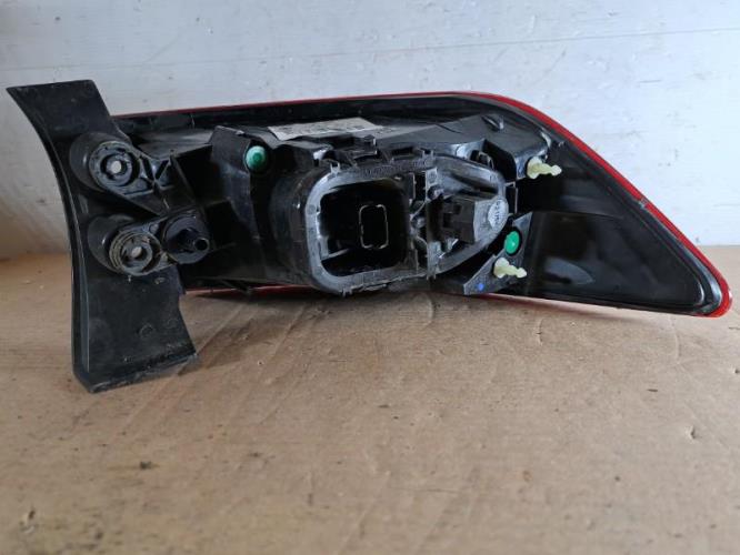Image Feu arriere principal droit (feux) - RENAULT CLIO 4