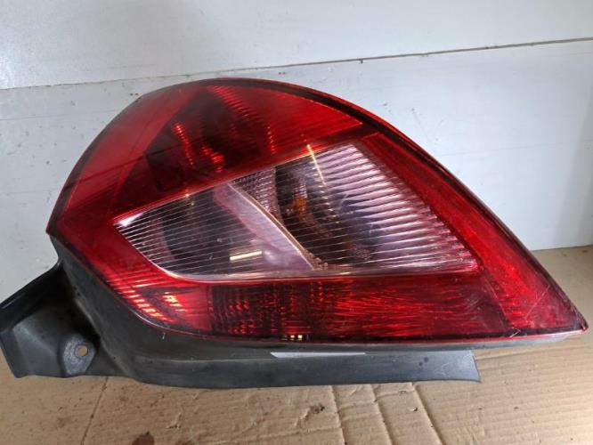 Image Feu arriere principal droit (feux) - RENAULT MEGANE 2