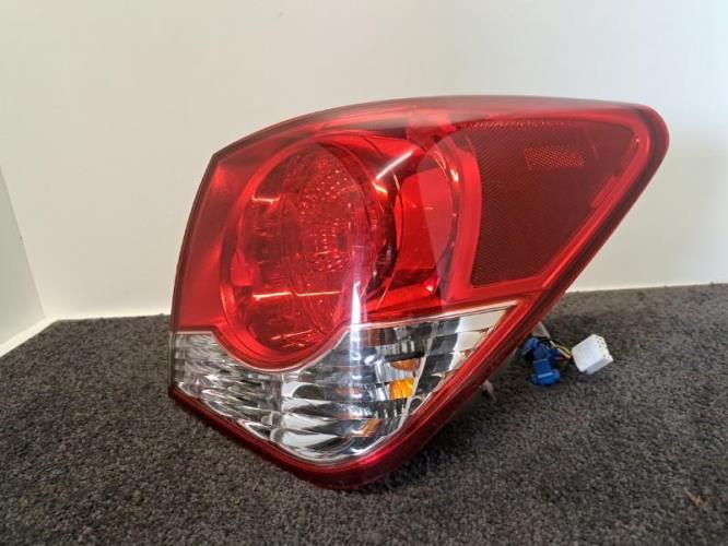 Image Feu arriere principal droit (feux) - CHEVROLET CRUZE