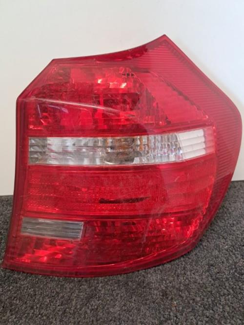Image Feu arriere principal droit (feux) - BMW SERIE 1 E81