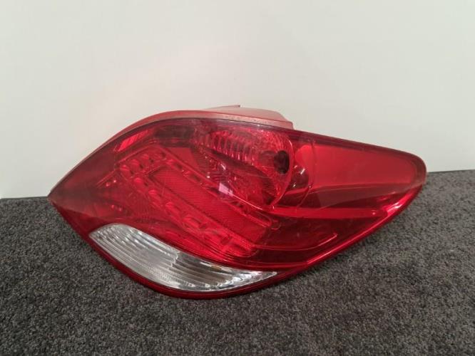 Image Feu arriere principal droit (feux) - PEUGEOT 207