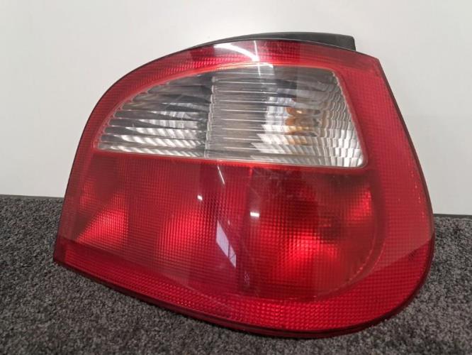 Image Feu arriere principal droit (feux) - RENAULT MEGANE 1
