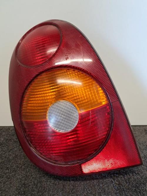 Image Feu arriere principal droit (feux) - RENAULT MEGANE 1