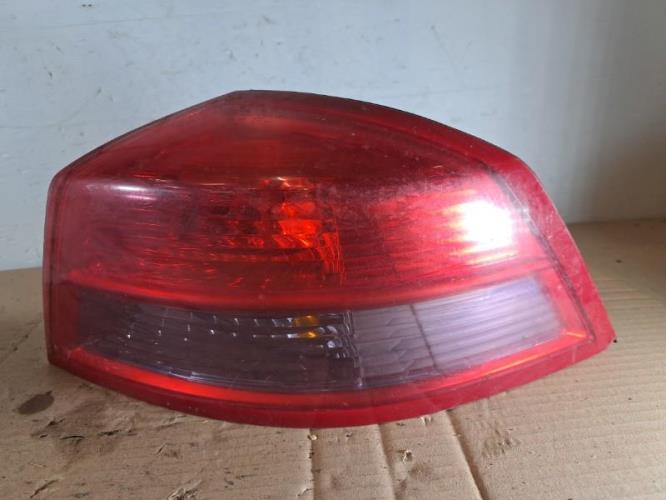 Image Feu arriere principal droit (feux) - RENAULT VEL SATIS