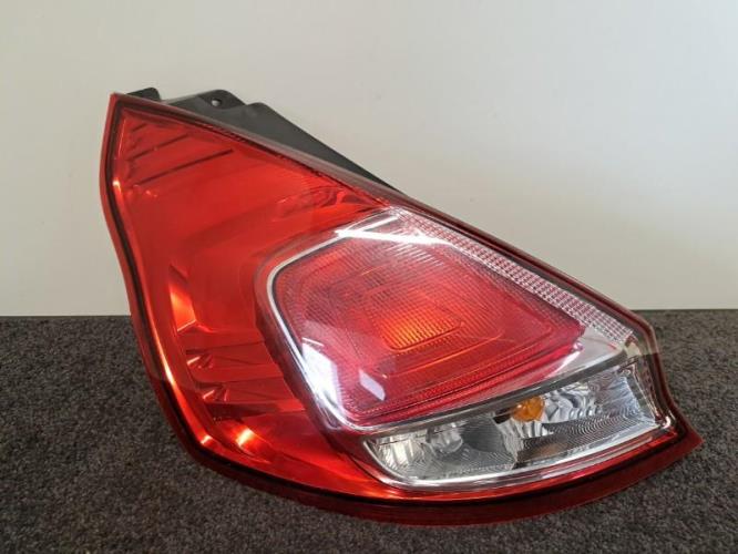 Image Feu arriere principal gauche (feux) - FORD FIESTA 6