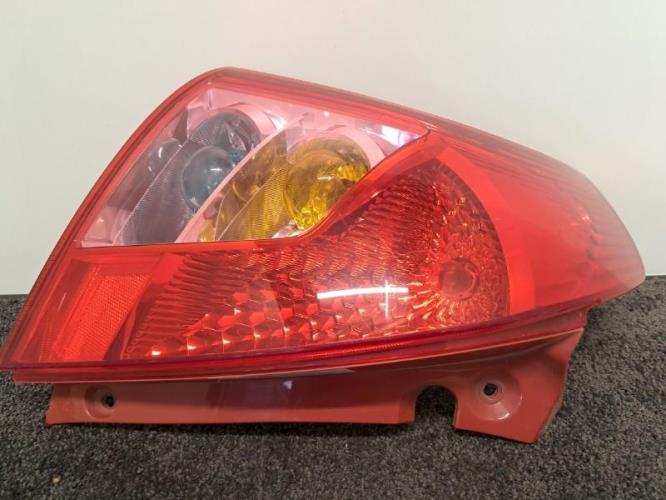 Image Feu arriere principal gauche (feux) - SUZUKI SWIFT 3