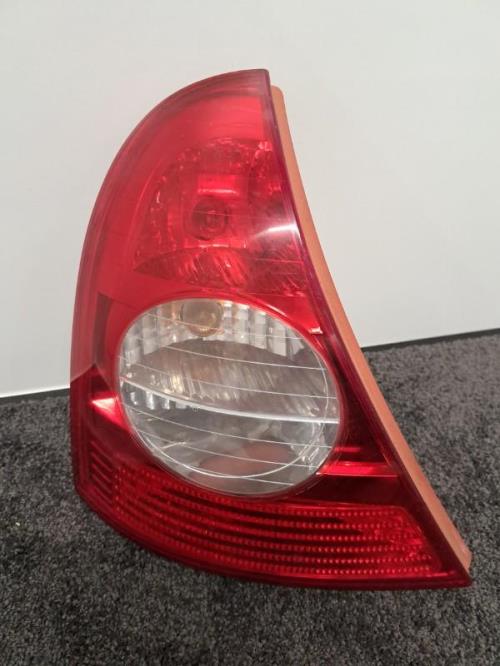 Image Feu arriere principal gauche (feux) - RENAULT CLIO 2