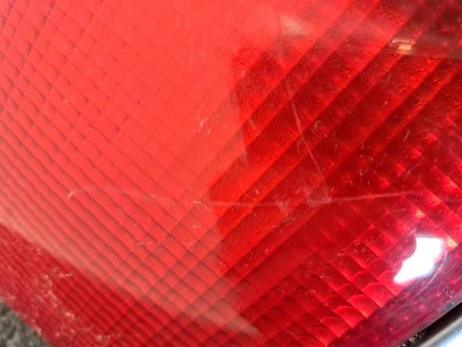 Image Feu arriere principal gauche (feux) - AUDI A4 1