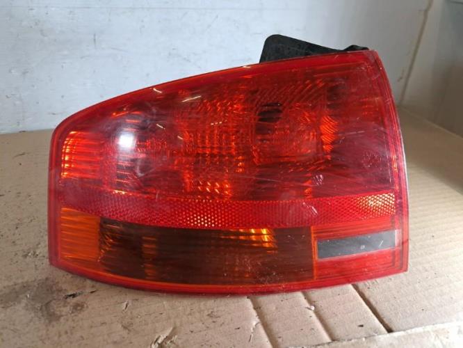 Image Feu arriere principal gauche (feux) - AUDI A4 2